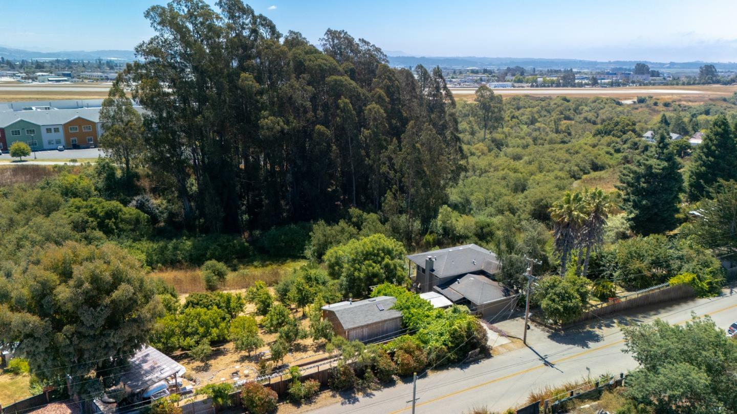222 Manfre Road  Watsonville CA 95076 photo
