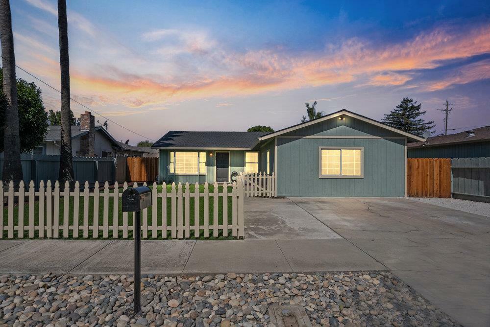 Property Photo: 22 Line Street CA 95023