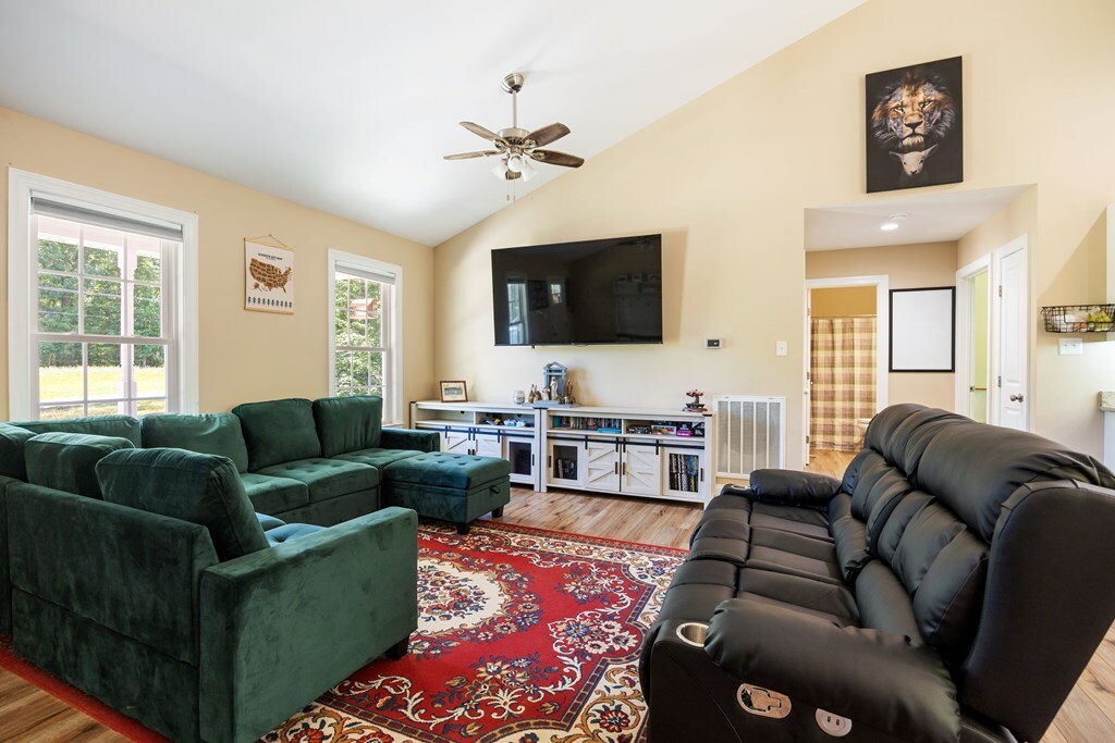 Property Photo: 124 Vogel Road VA 23040