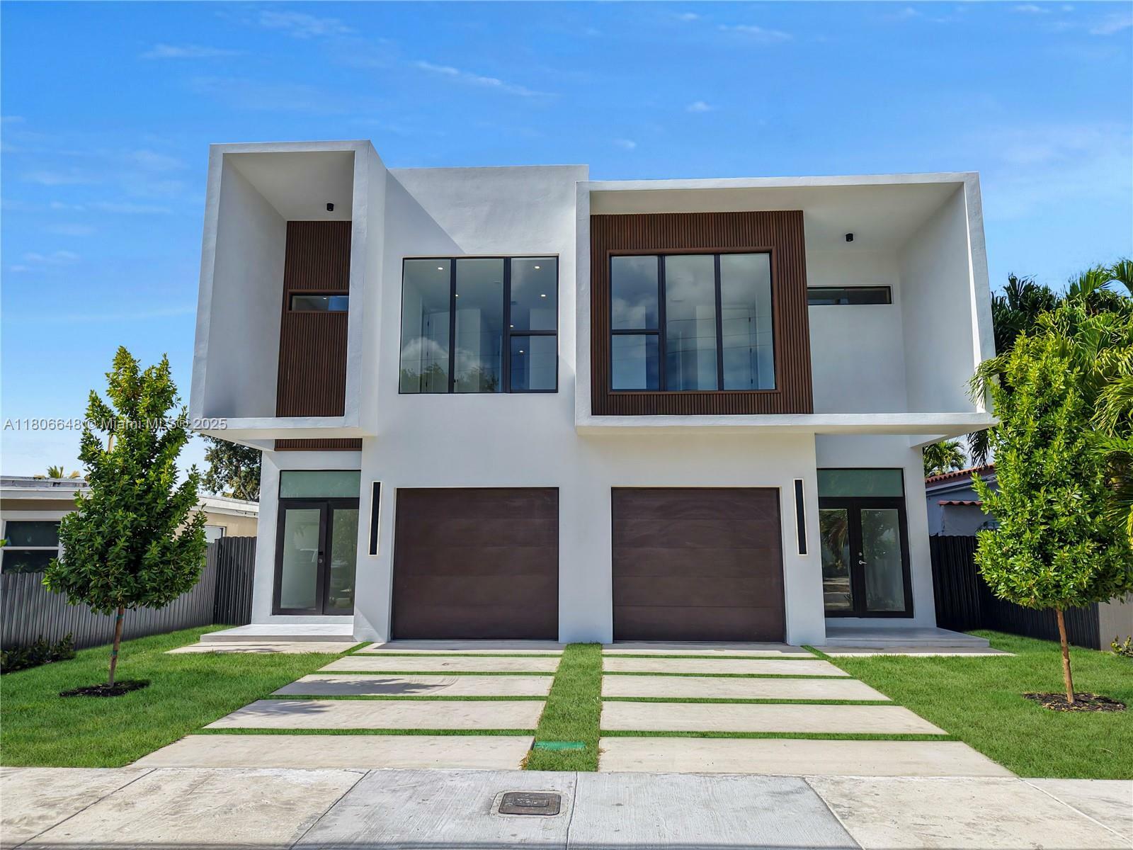 2837 SW 25th St  Miami FL 33133 photo
