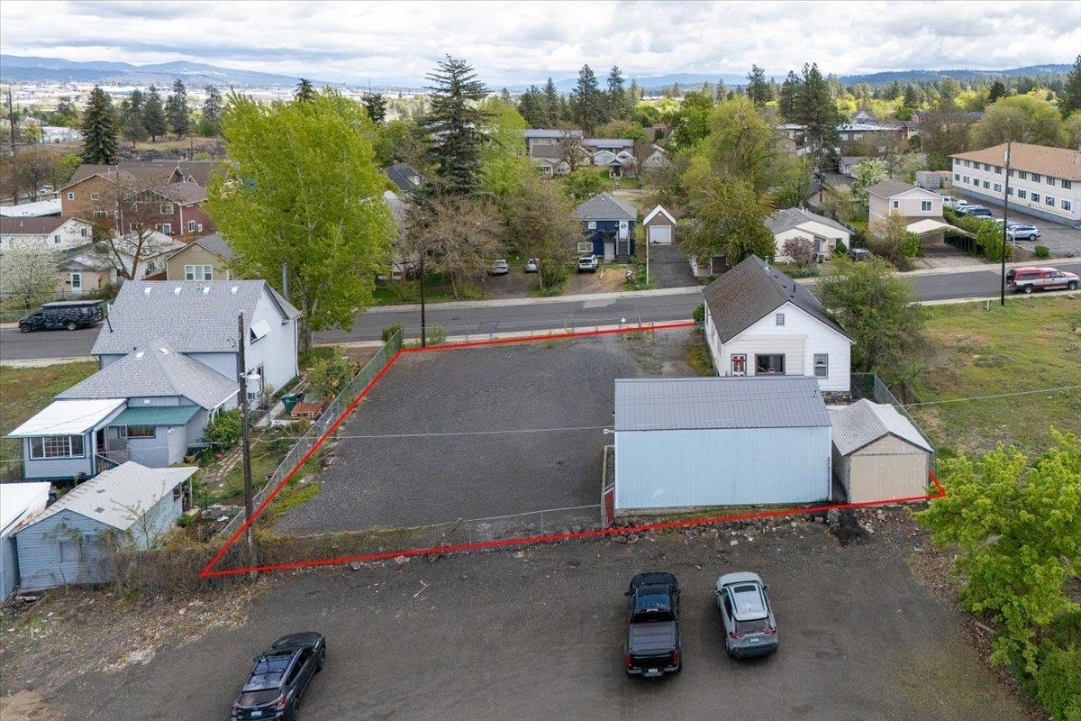Property Photo:  608 S Hatch St  WA 99202 