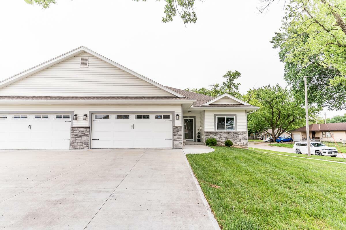 Property Photo: 111 S Vine Street IA 51534