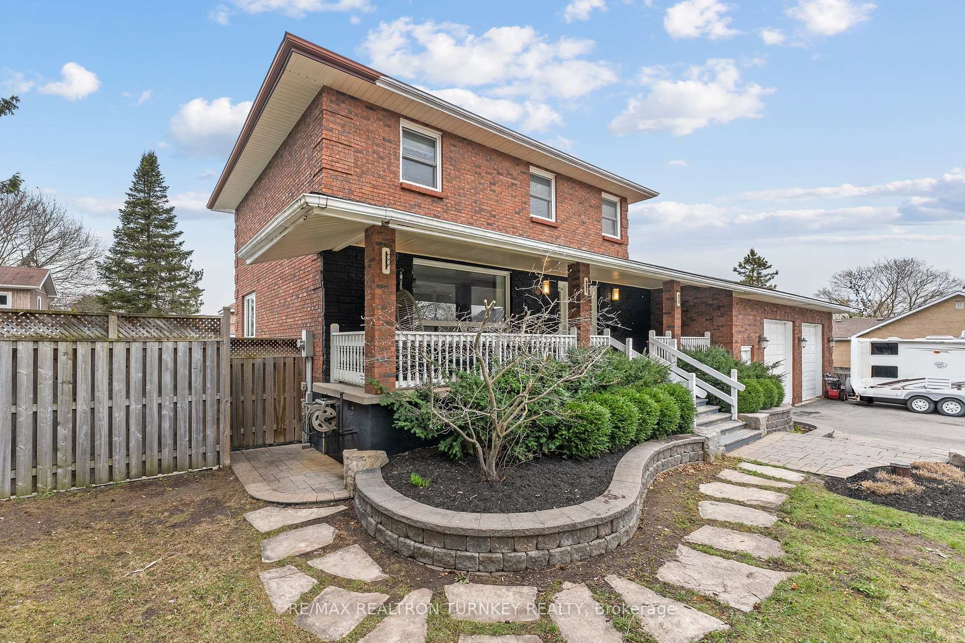 Property Photo: 10 Dafoe Street ON L0E 1T0