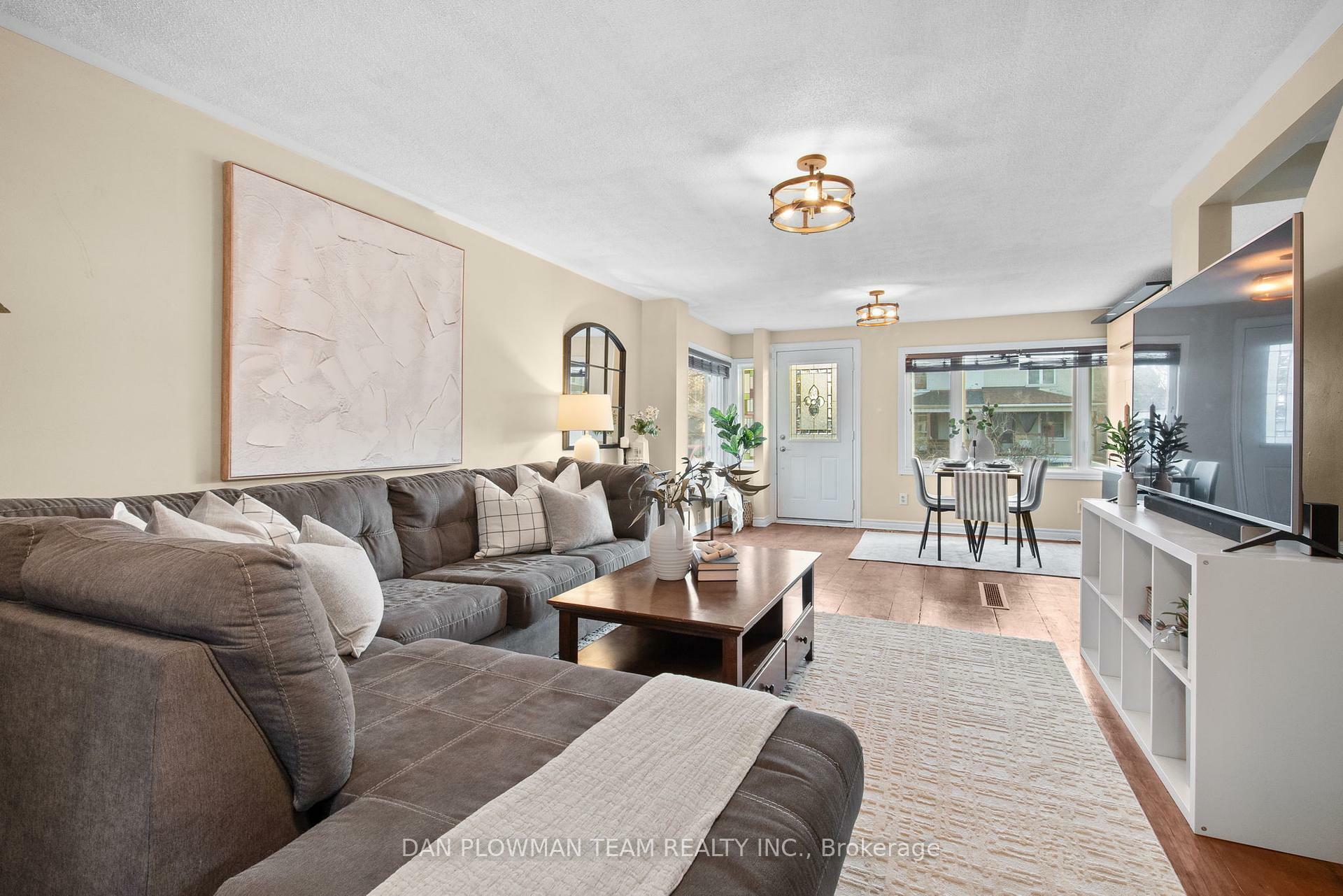 Property Photo: 68 Third Avenue ON L1H 3A5
