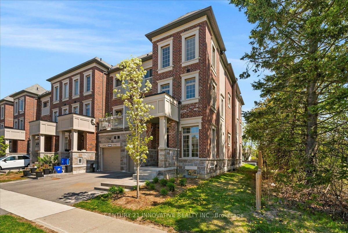 Property Photo: 947 Finley Avenue ON L1S 3V5