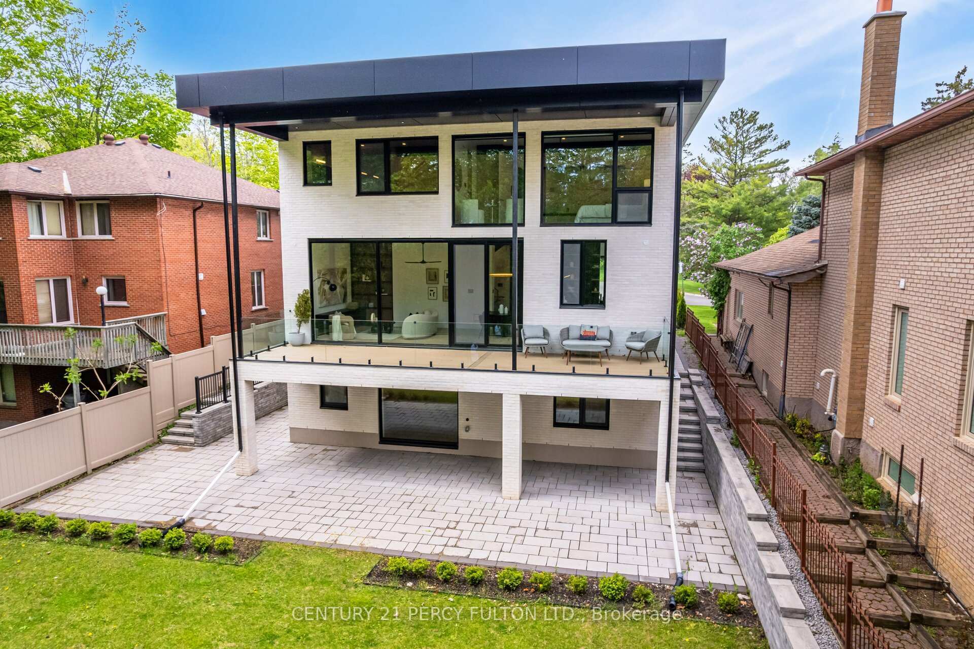 Property Photo: 10 Haida Court ON M1C 3L1