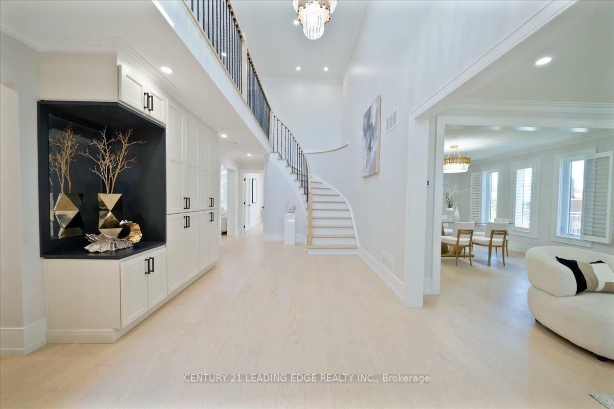 Photo de la propriété: 157 Jeanne Drive ON L4L 1X8