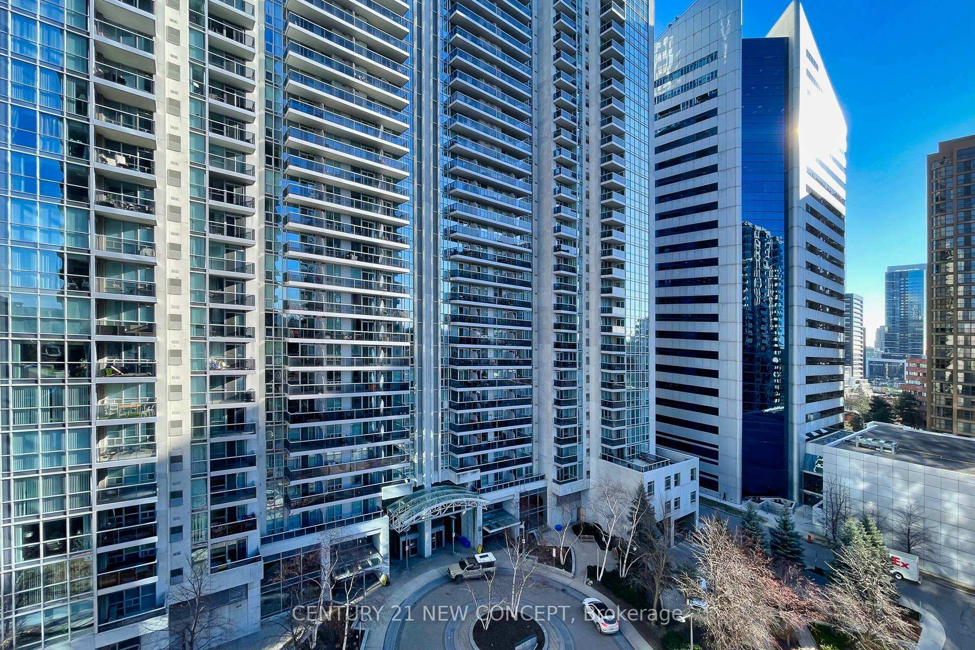 Property Photo: 155 Beecroft Road 1112 ON M2N 7C6