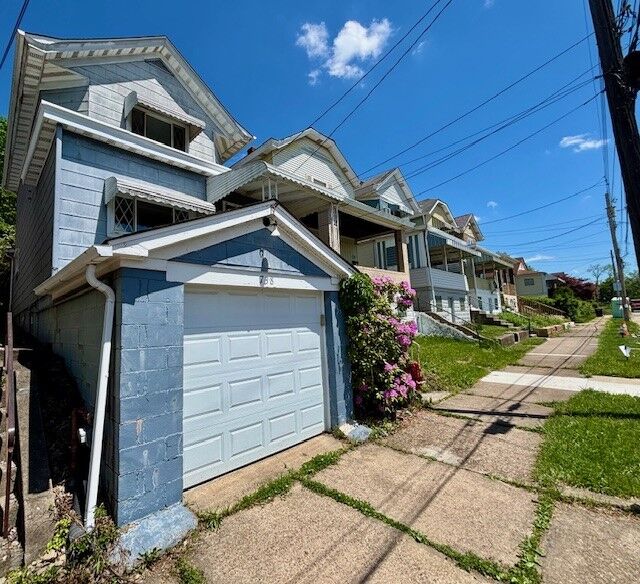 Property Photo: 738 10th St PA 15140