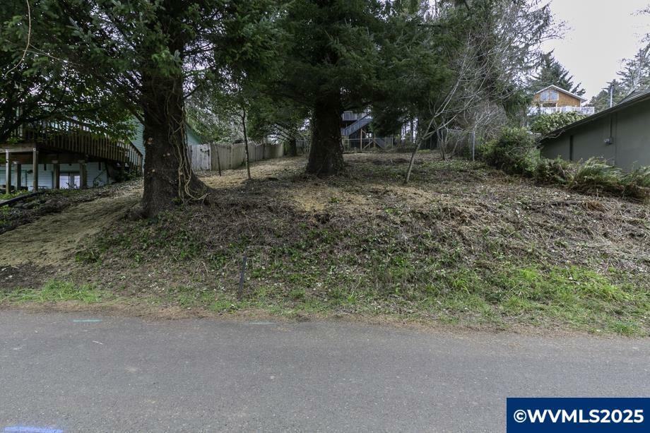 Property Photo: 0 NE 35th St OR 97367