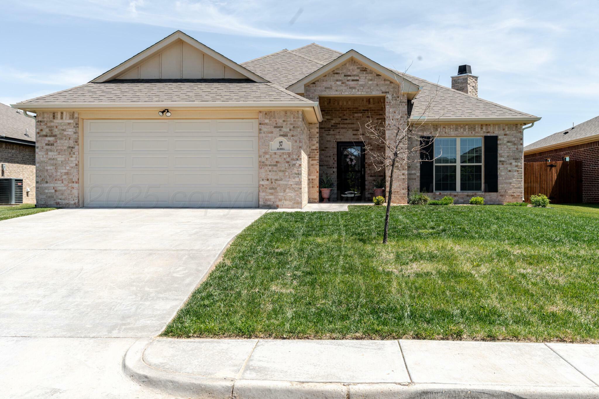 Property Photo: 37 Debra Lane TX 79015-1985