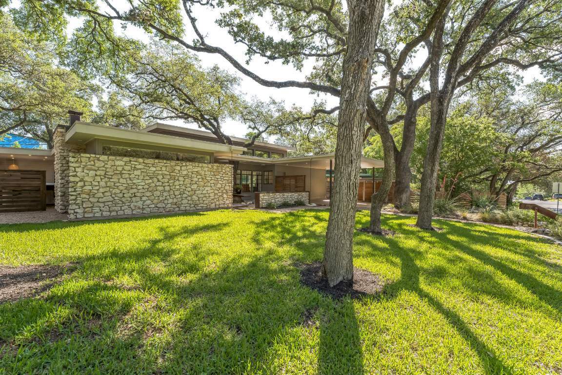 Property Photo: 2302 Rundell Place TX 78704