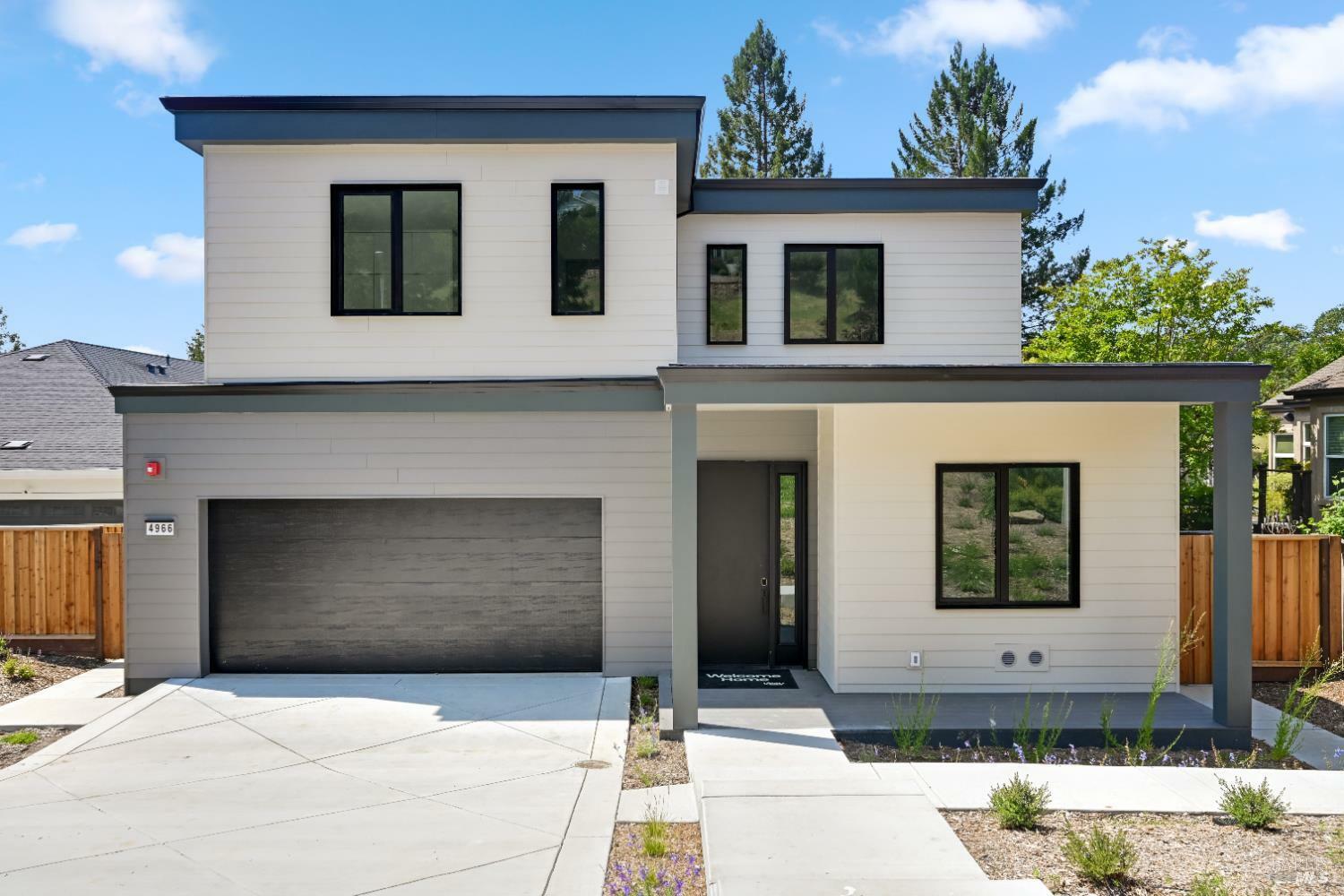 Property Photo: 3720 Stanhope Court CA 95404