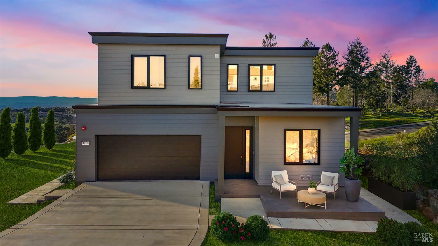 Property Photo: 3720 Stanhope Court CA 95404