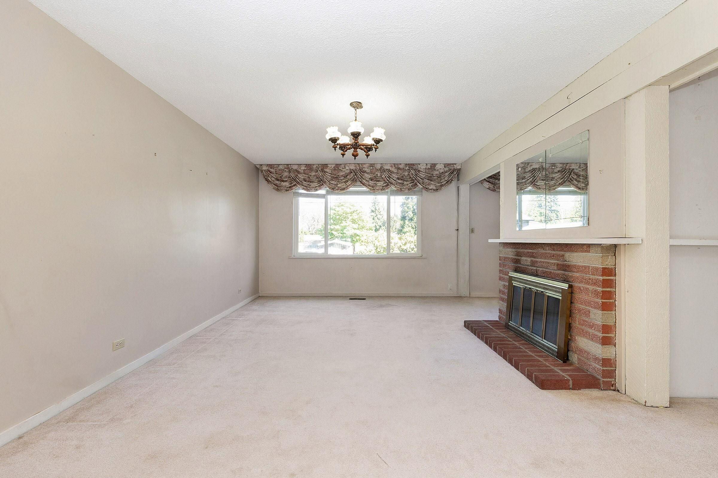 Property Photo: 640 Colinet Street BC V3J 4X1