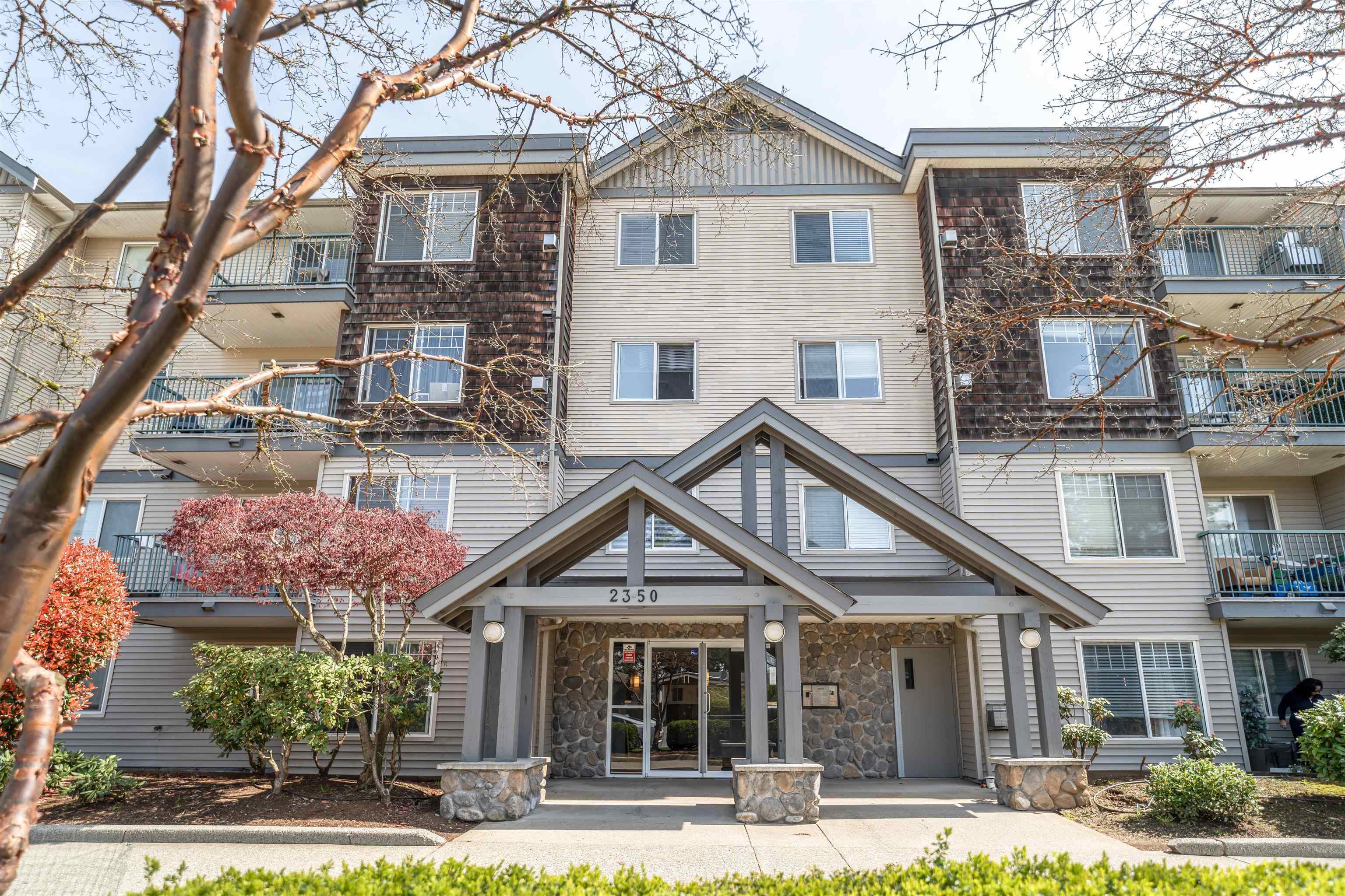 Property Photo: 2350 Westerly Street 204 BC V2T 5L1