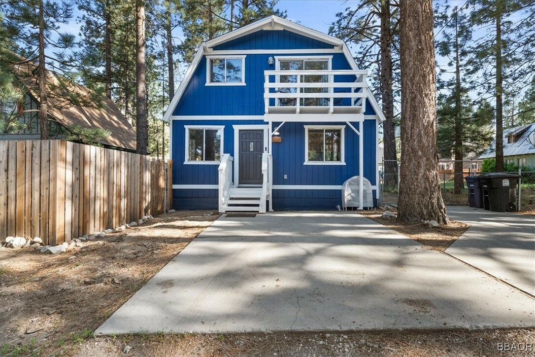 Property Photo:  836 E Mountain View Boulevard  CA 92314 