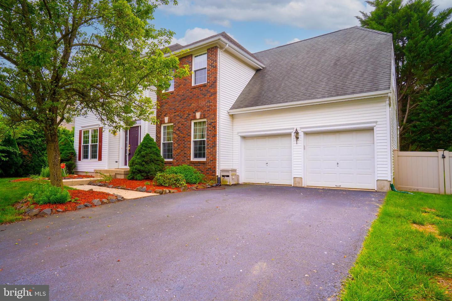 Property Photo: 7 Sequoia Drive NJ 08810