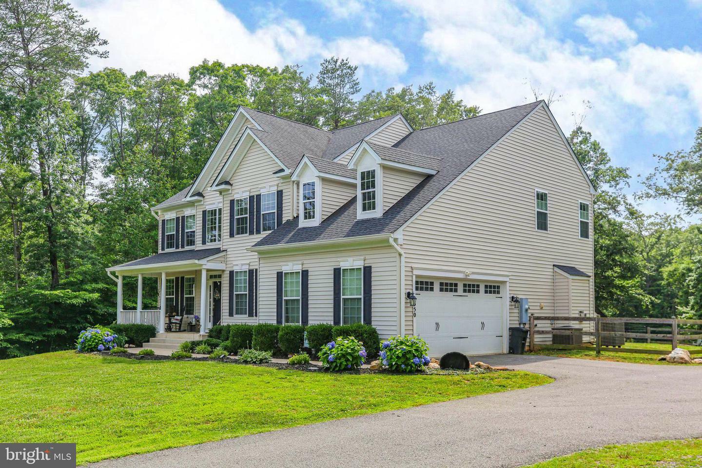 Property Photo: 550 Long Meadow Drive VA 22406