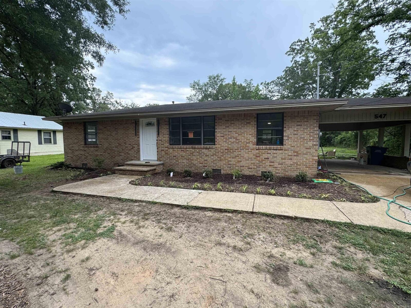 Property Photo:  547 Pierce St  AR 71701 