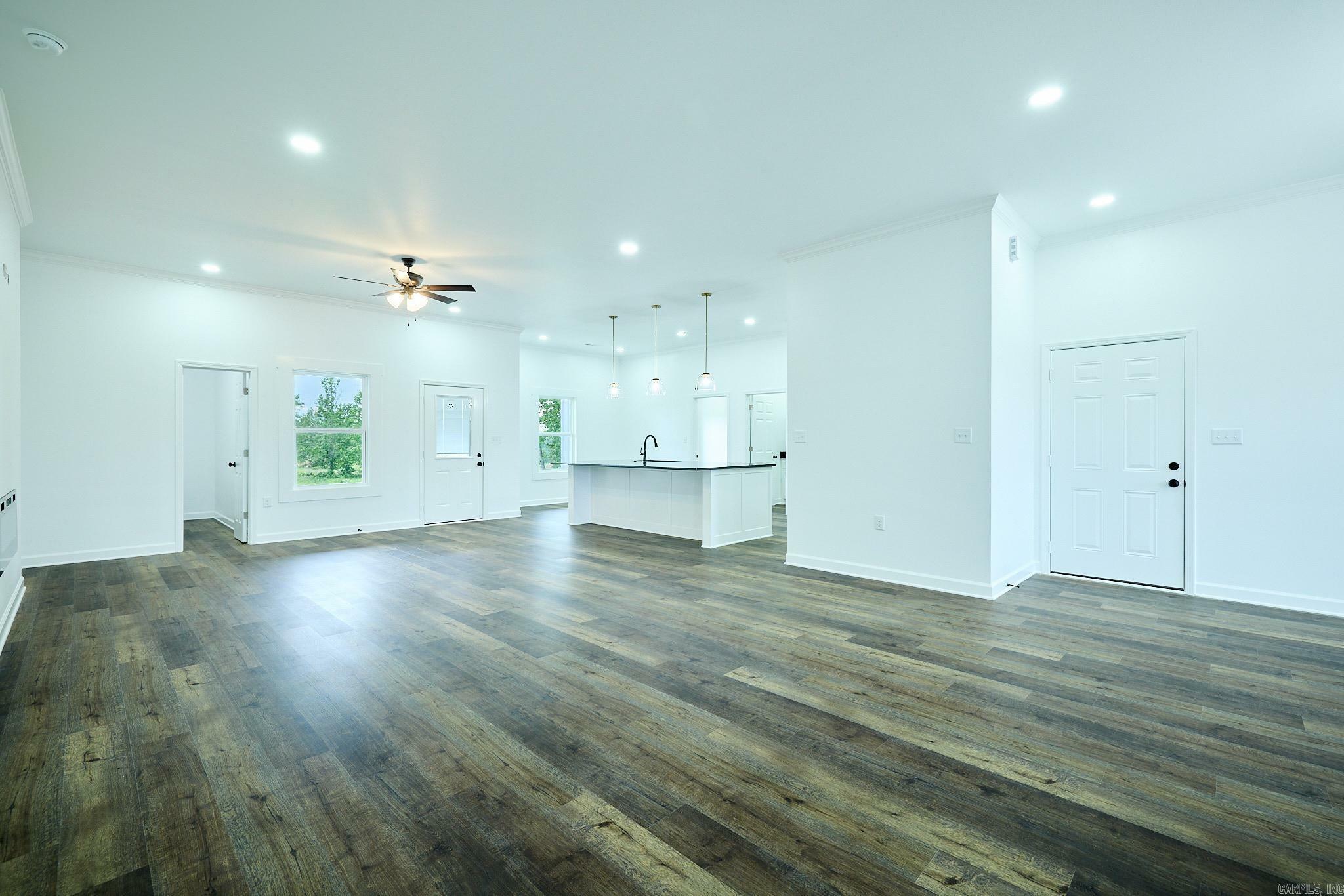 Property Photo: 4007 Creek Top AR 72011