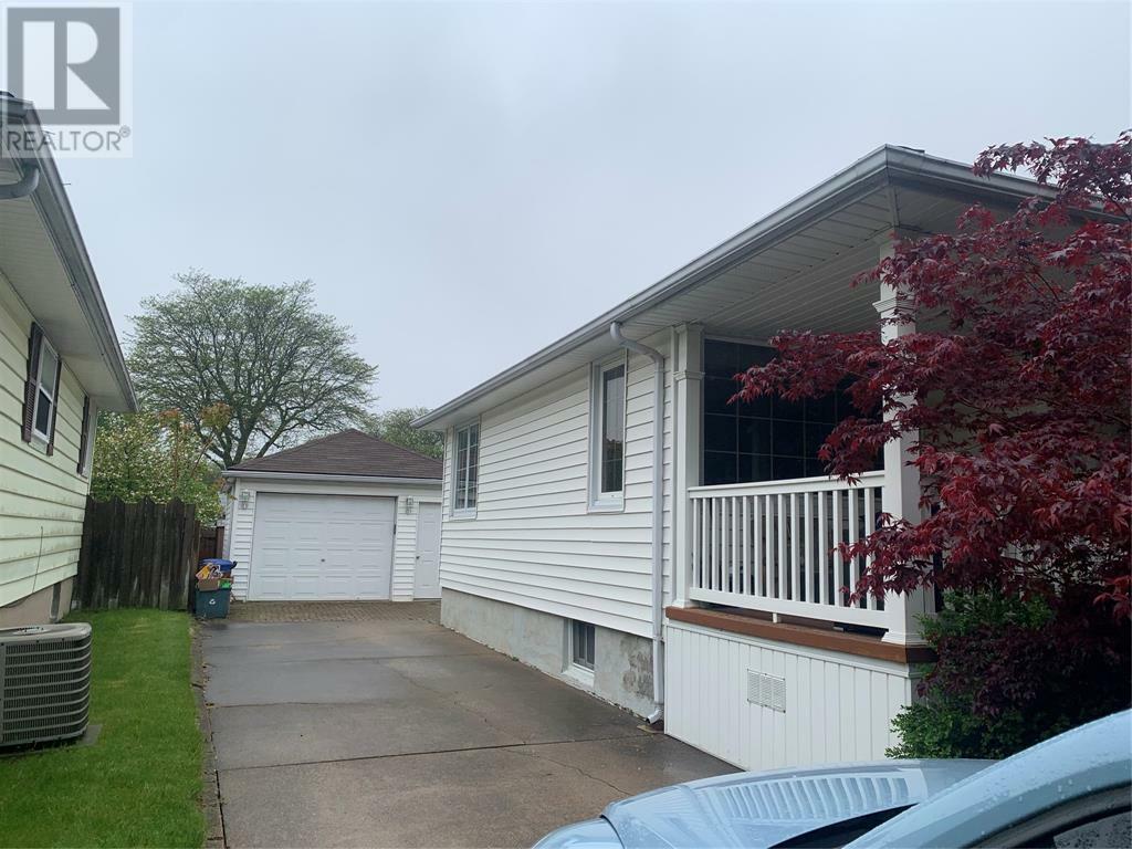 Property Photo: 90 Mayfair Drive ON N7S 1K9