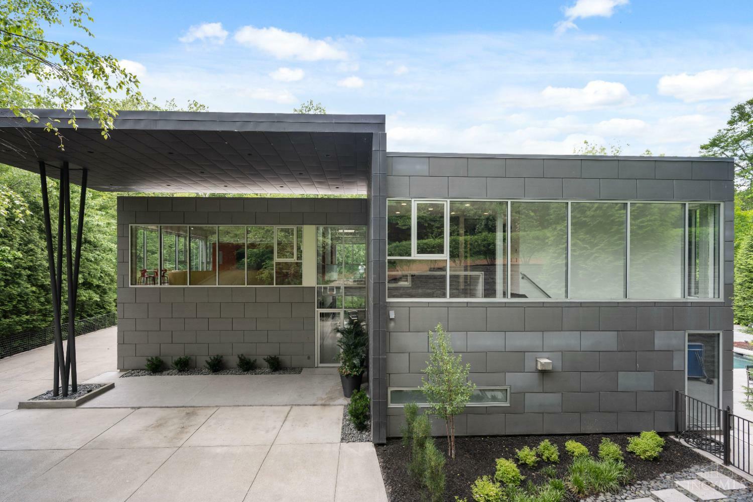 Property Photo: 11870 Snider Road OH 45249