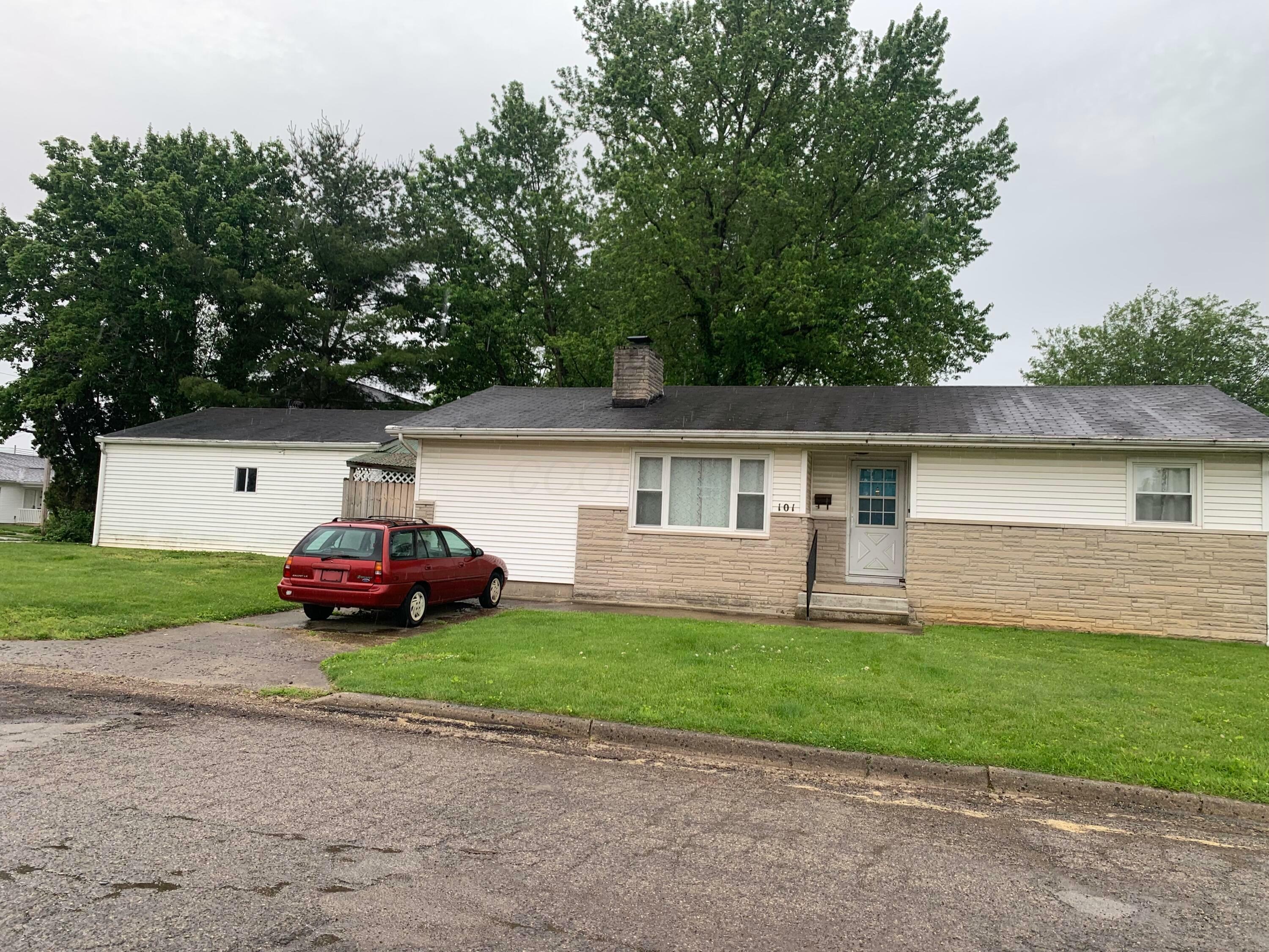Property Photo: 101 Gale Court OH 43113