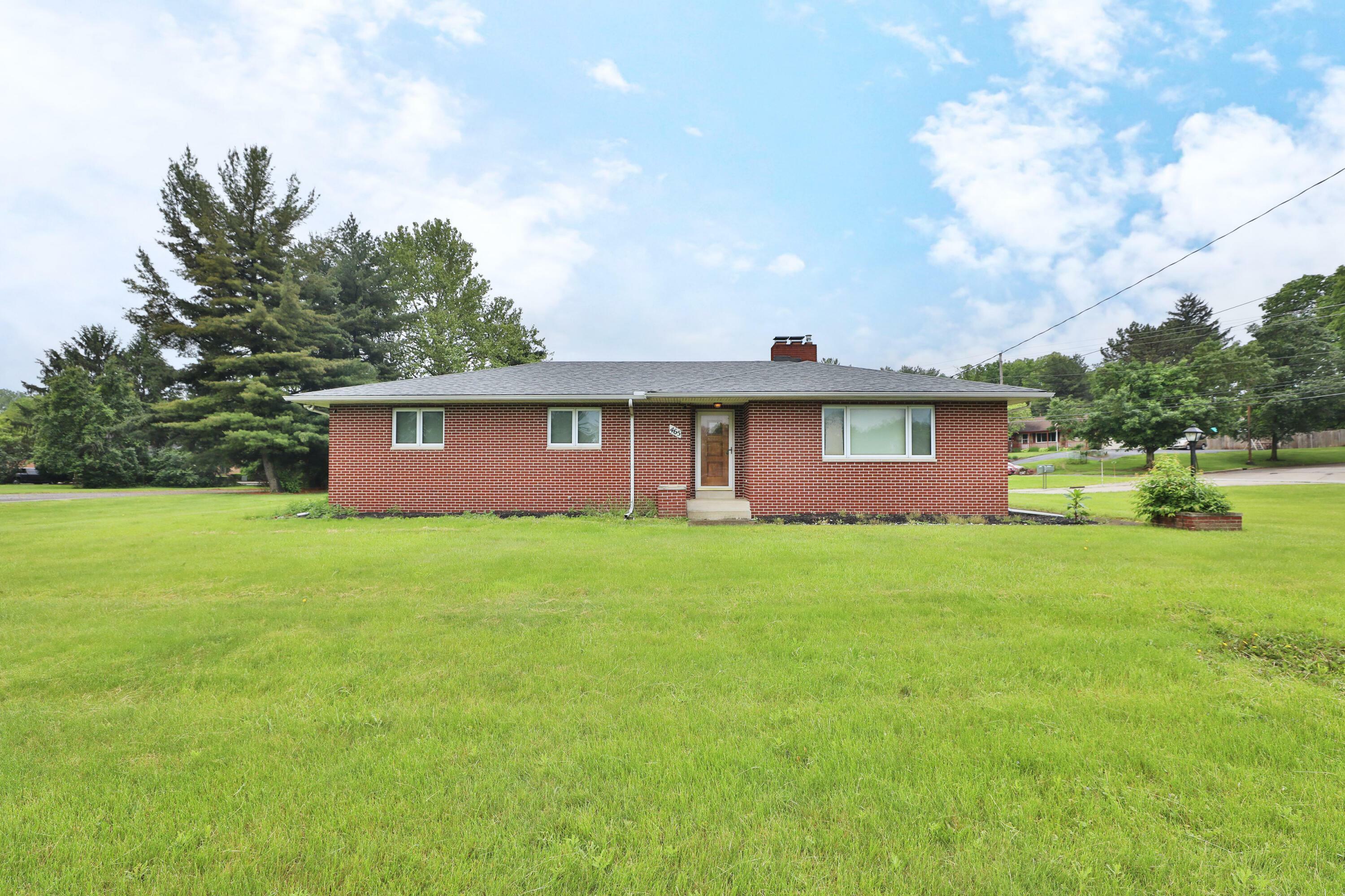 Property Photo: 465 W Schrock Road OH 43081