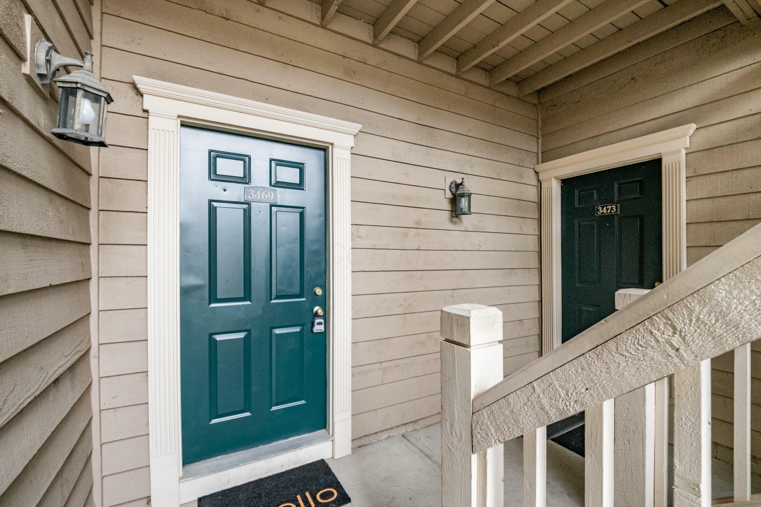 Property Photo: 3469 Fishinger Mill Drive OH 43221