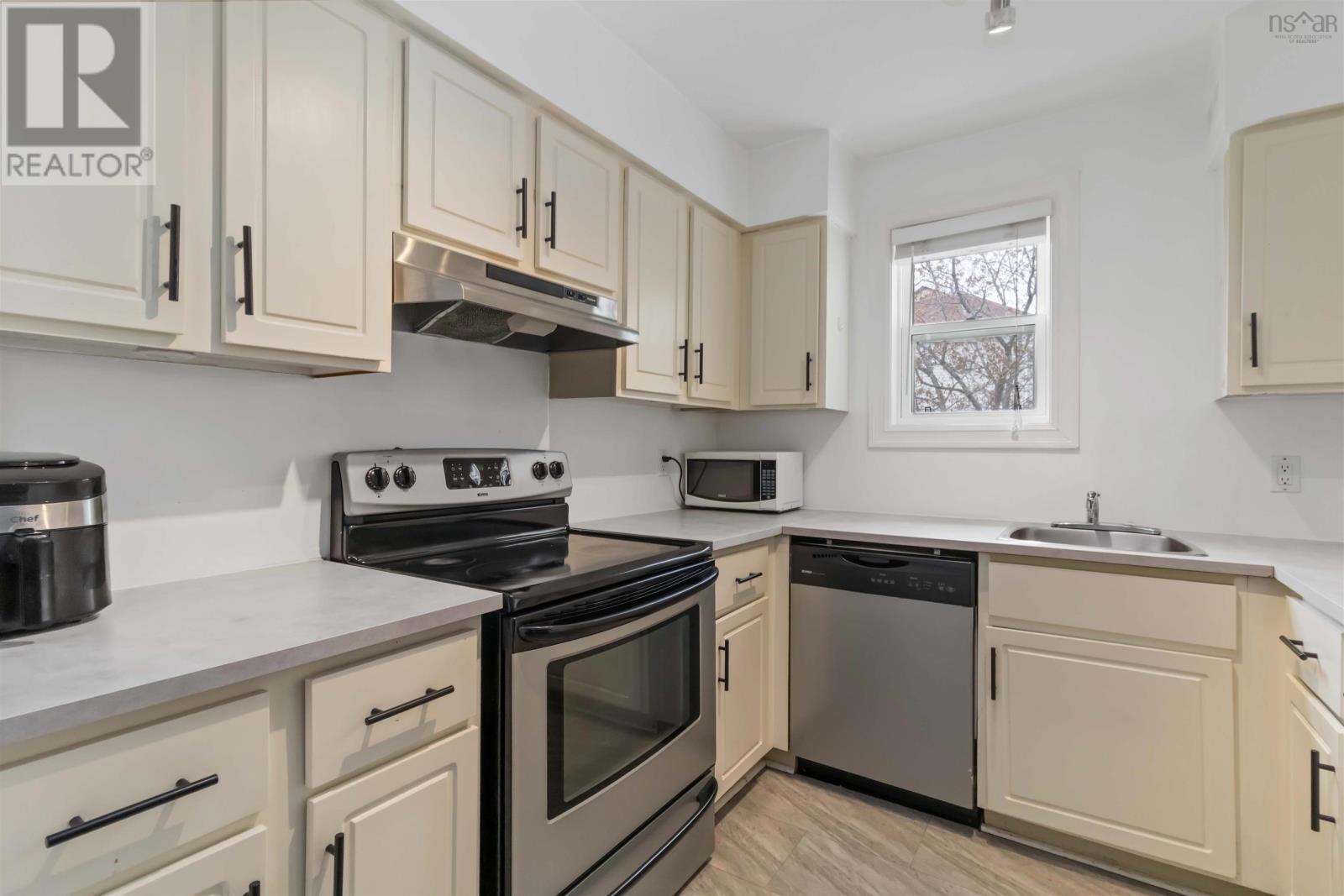Photo de la propriété: 182 Farnham Gate Road 204 NS B3M 4C4