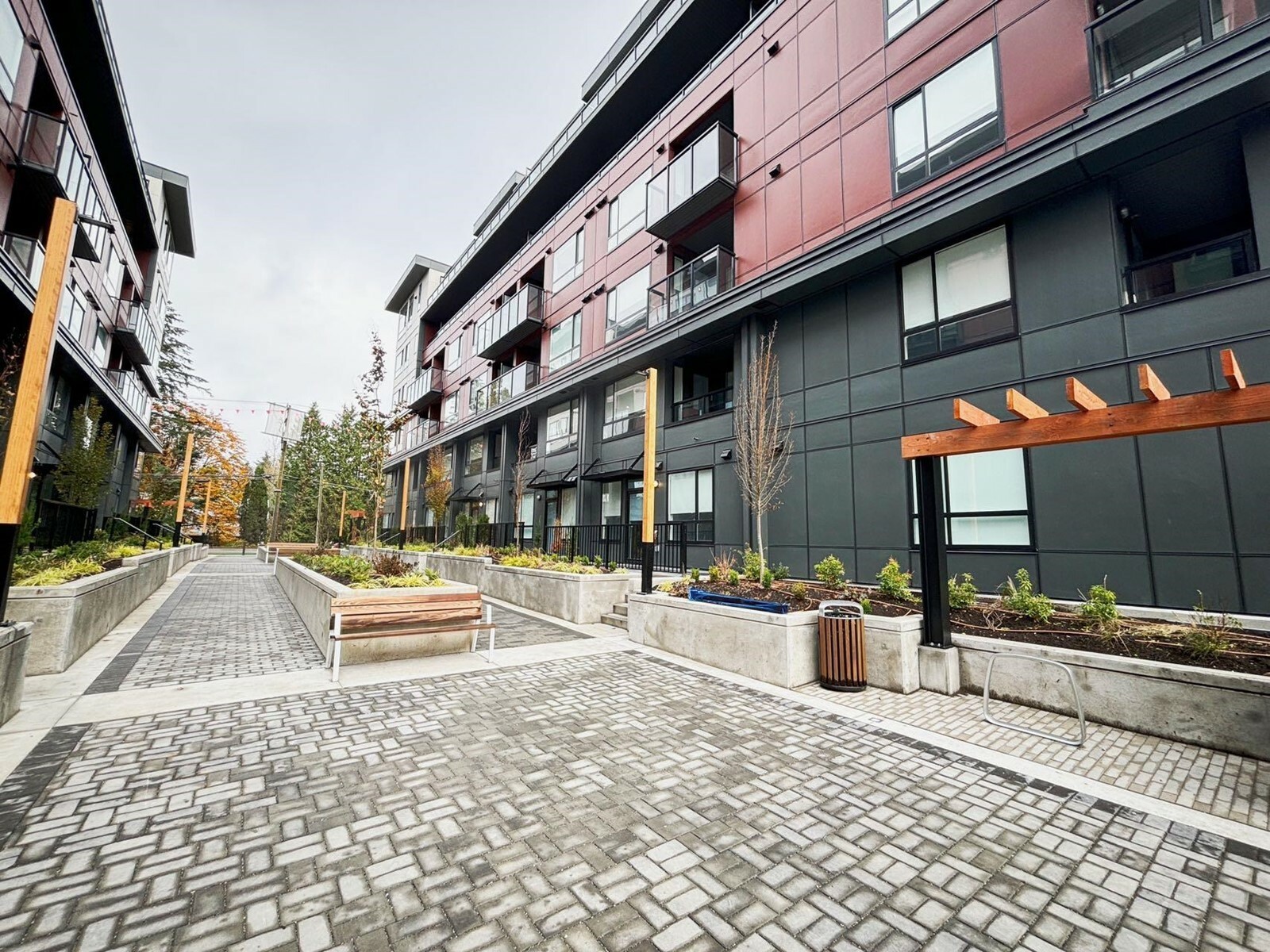 Property Photo:  13858 108 505  BC V3T 0T9 