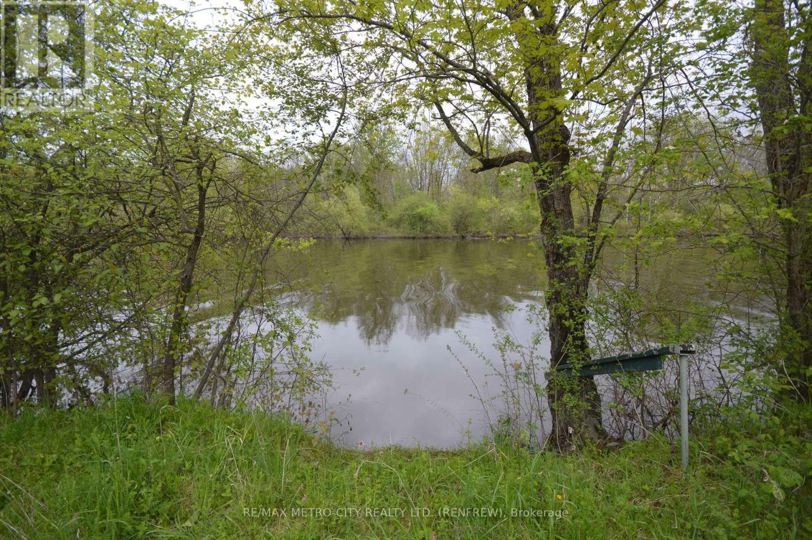 Property Photo:  00 River Road  ON K7V 3Z8 