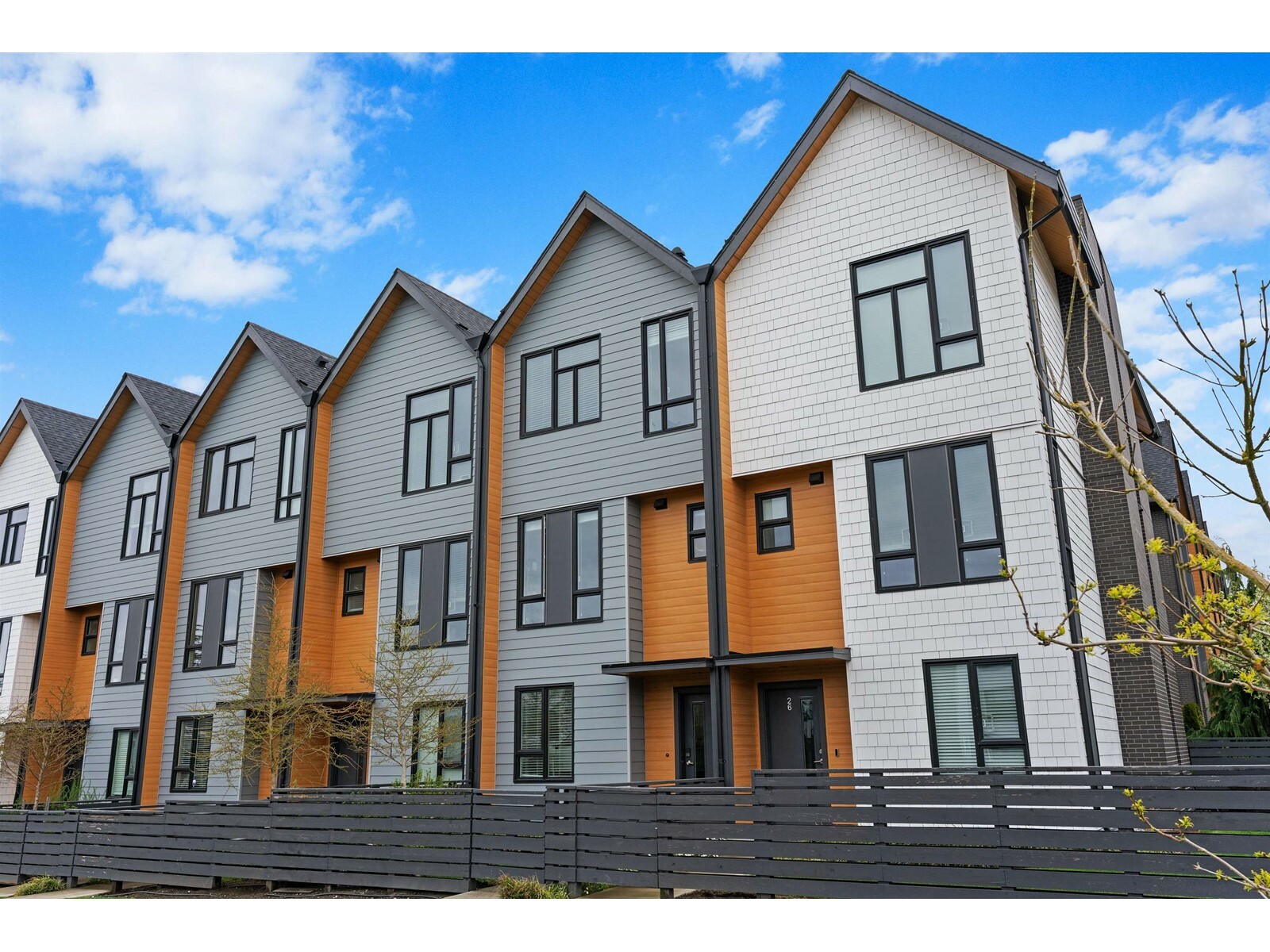 Property Photo: 16685 25 27 BC V3Z 0Z4