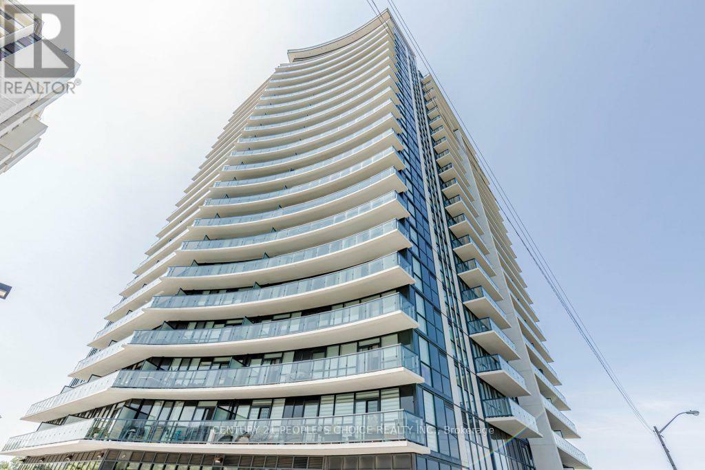 Property Photo:  1461 Lawrence Avenue West 1907  ON M6L 0A6 