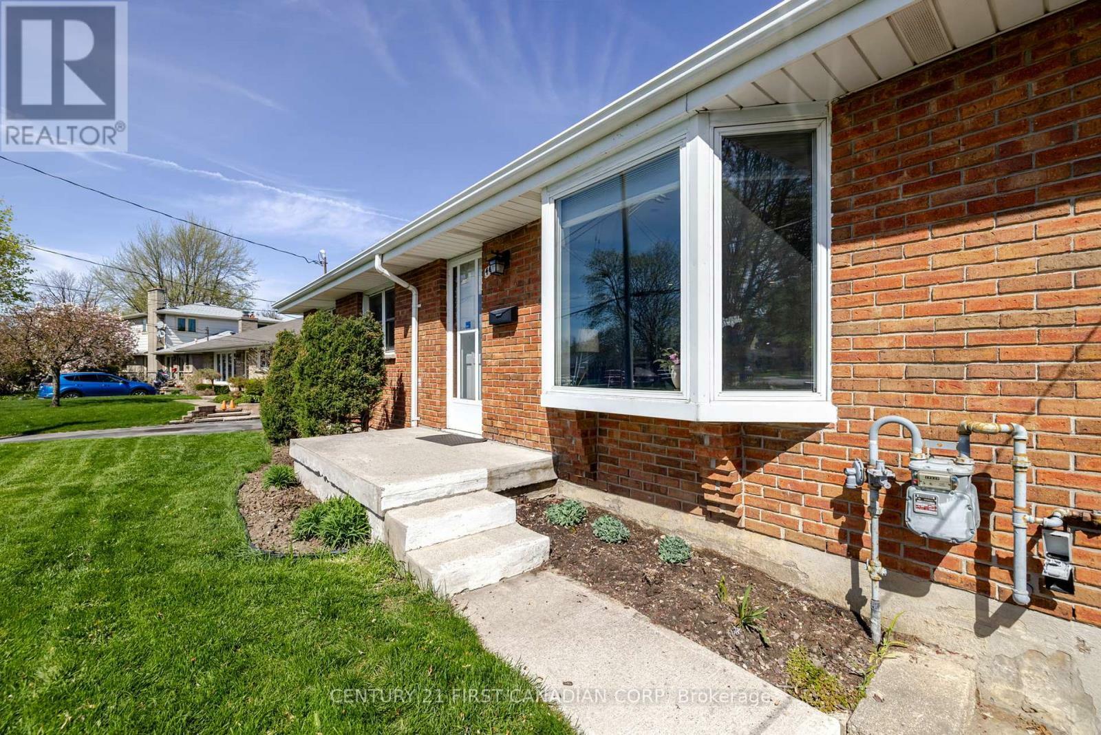 Photo de la propriété: 460 Beachwood Avenue ON N6J 3K1