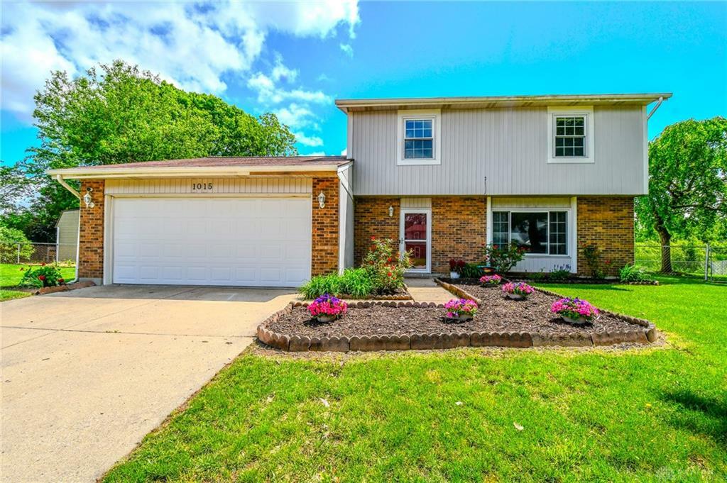 Property Photo:  1015 Brookwood Court  OH 45324 