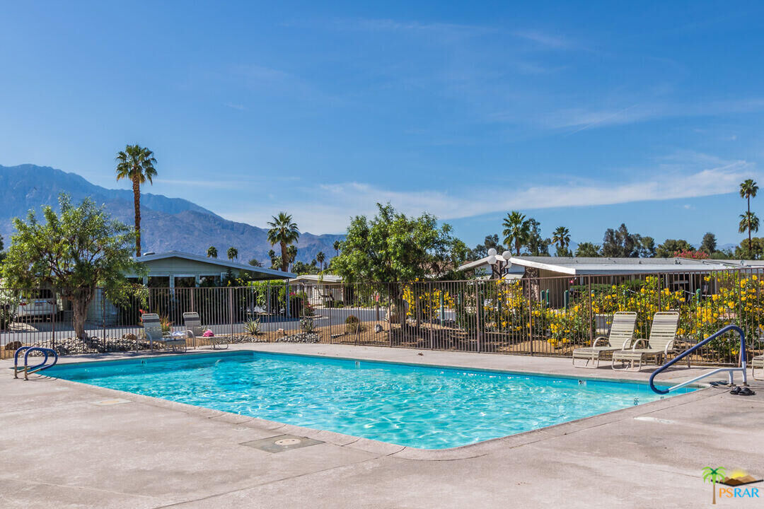 Property Photo: 119 Aliso Drive CA 92264