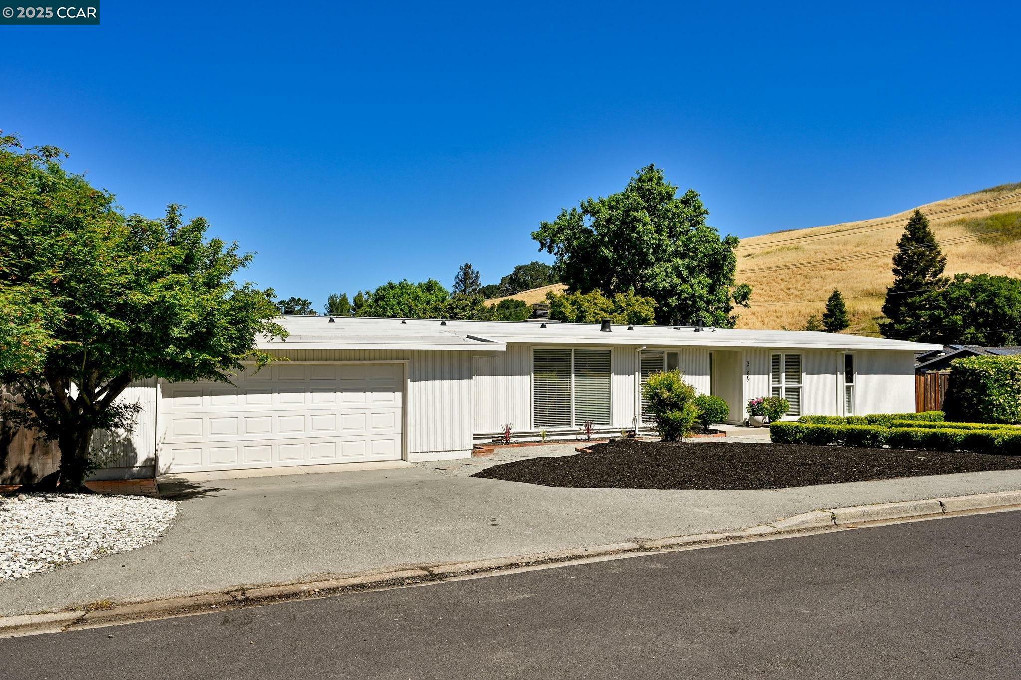 Property Photo: 3185 Lucas Circle CA 94549