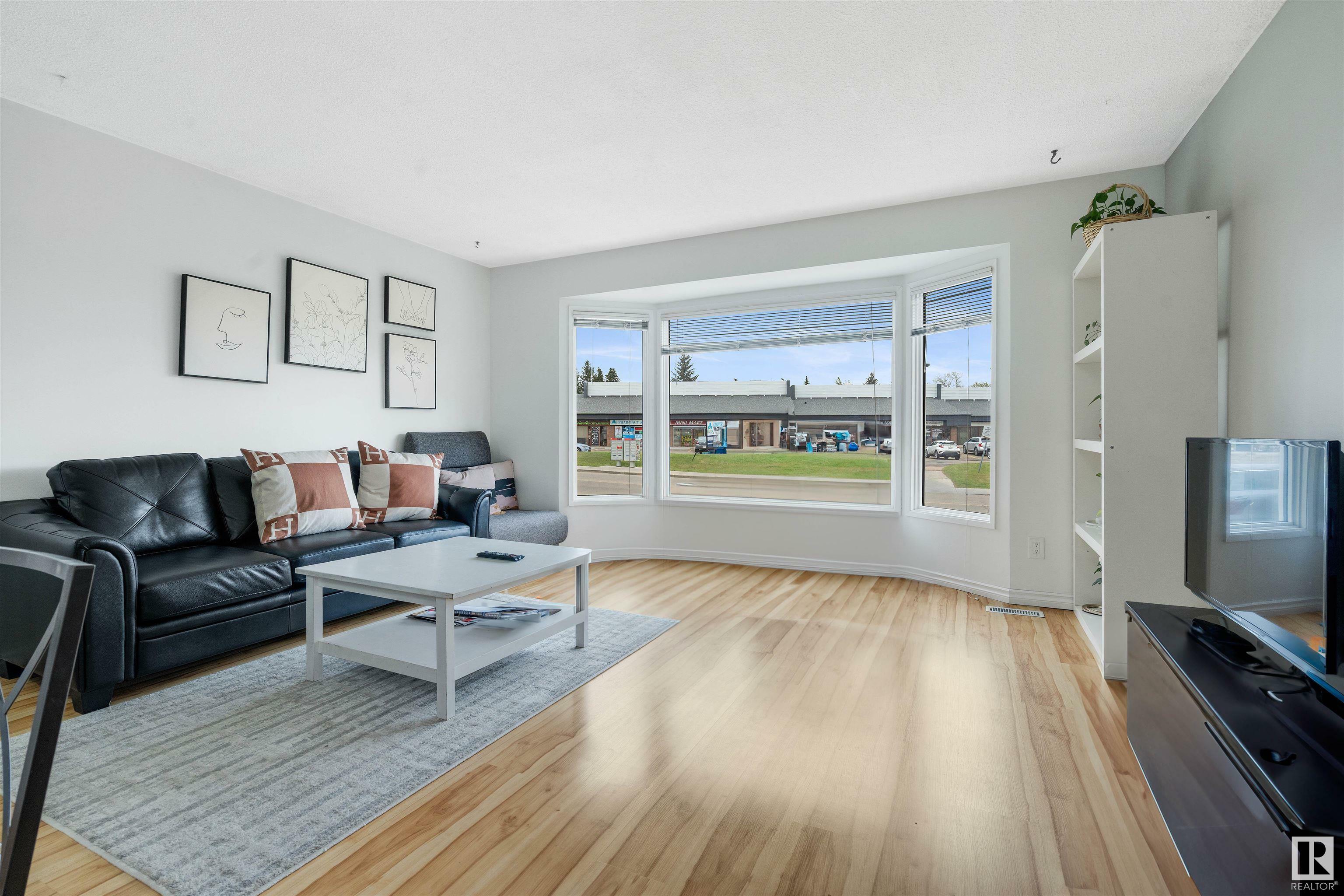 Property Photo: 294 Woodvale Rd W NW AB T6L 1P6