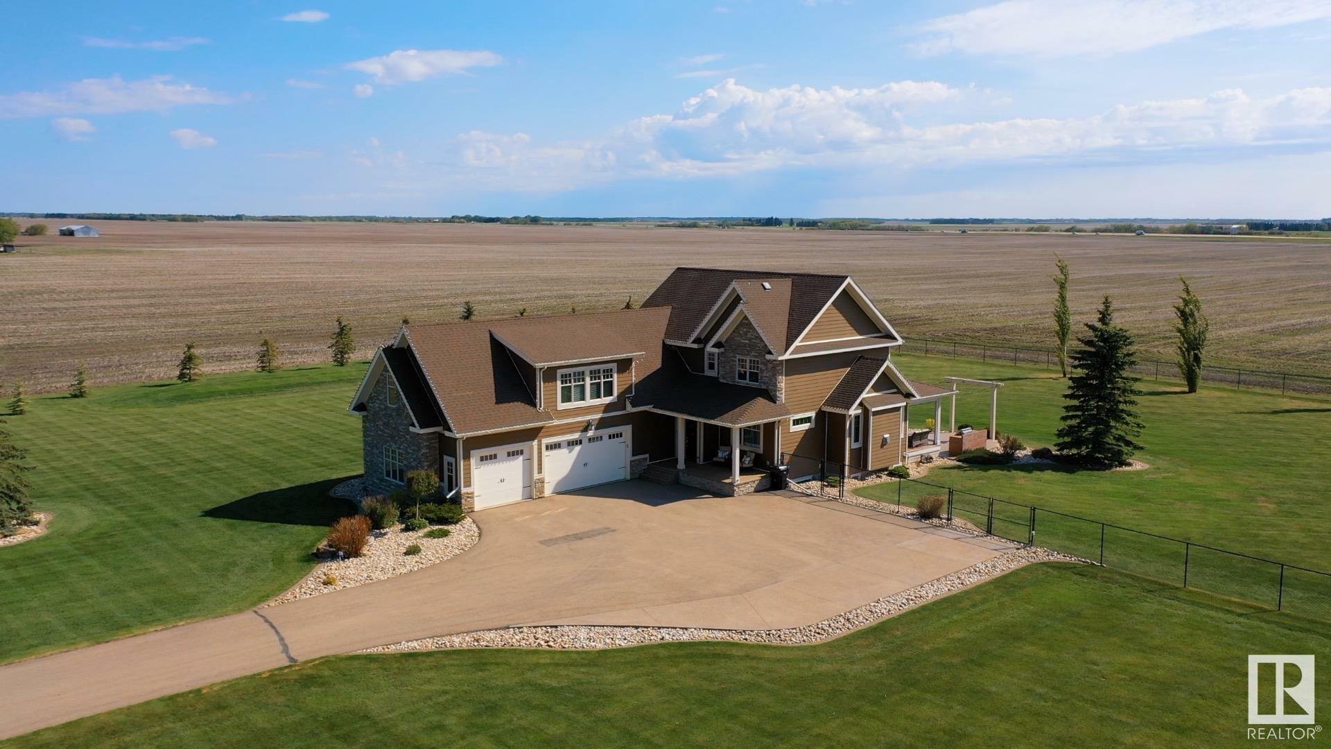 Property Photo: 56025 Rge Road 254 AB T8R 0S3