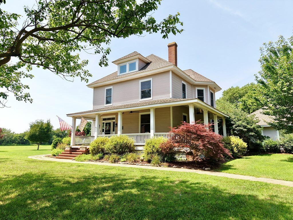 Property Photo: 2453 Sand Hill Dr VA 23310