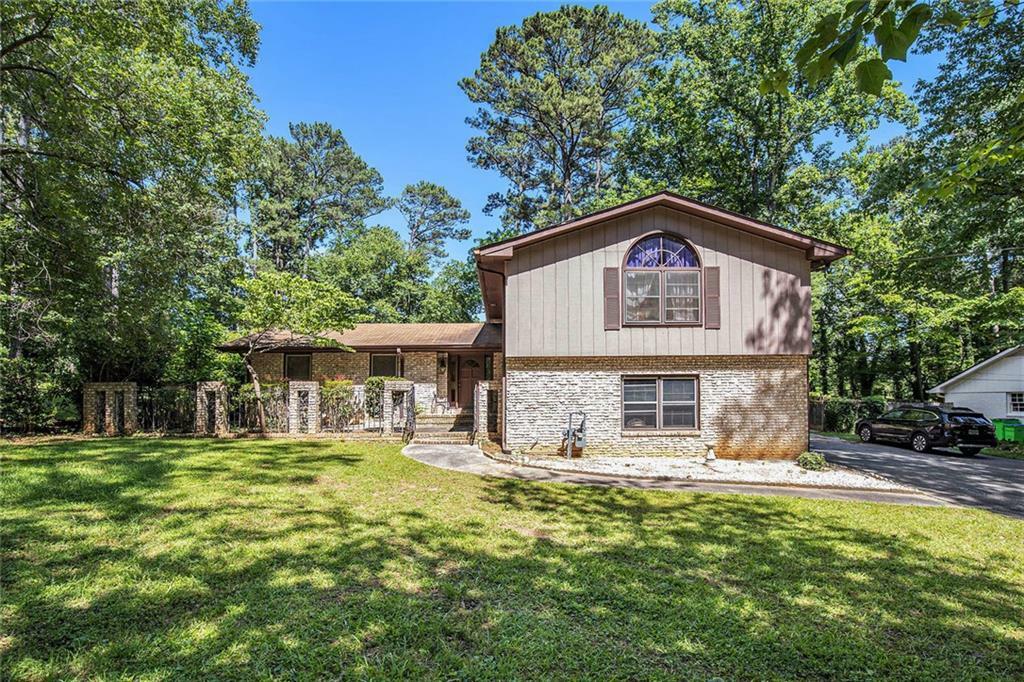 5491 Valley Brook Road Southeast Road SE  Mableton GA 30126 photo