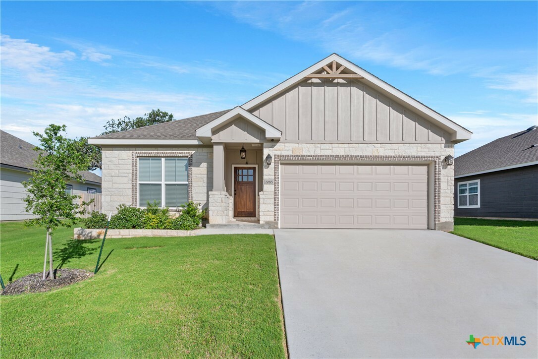 Property Photo: 2085 Mercer Street TX 76559