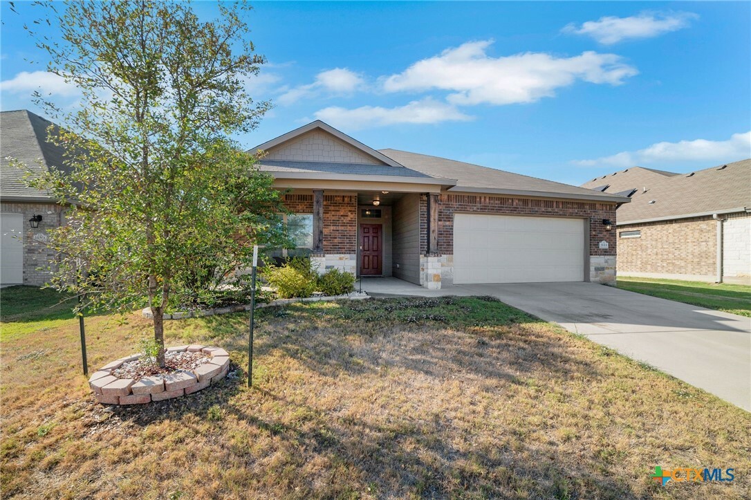 Property Photo: 1444 Rolling Brook Drive TX 76502