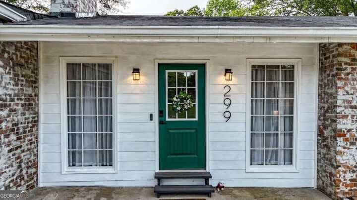 Property Photo:  299 Kennington Drive  GA 30606 