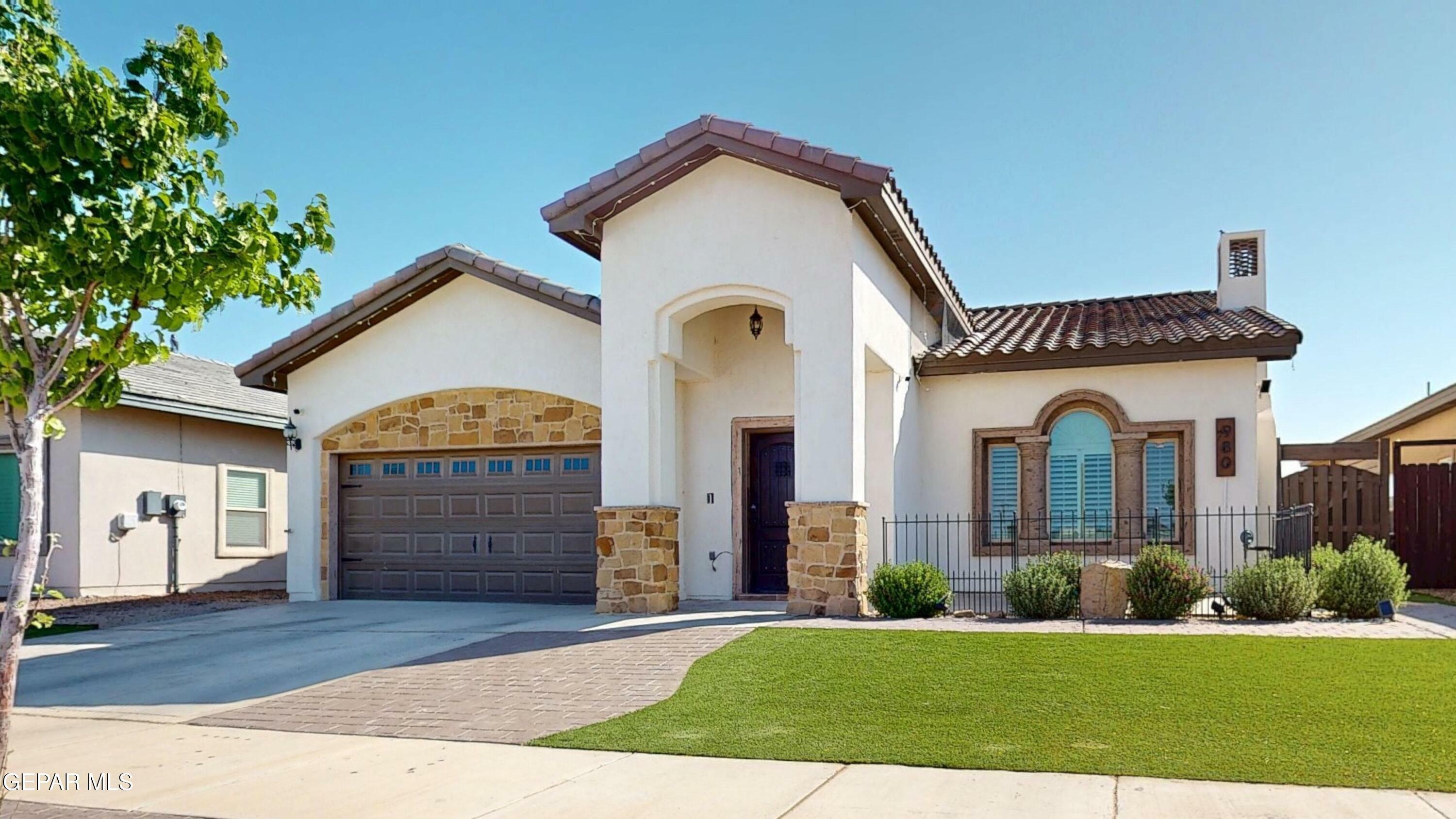 Property Photo: 980 Stamfordham Drive TX 79928