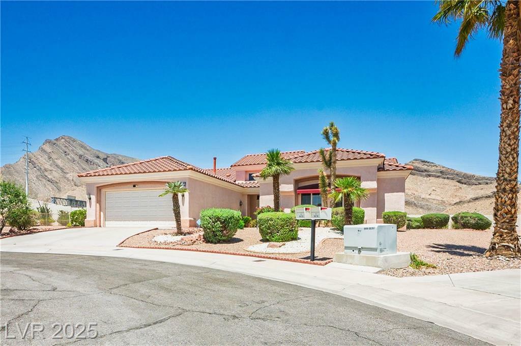 Property Photo: 10720 Bennington Court NV 89134