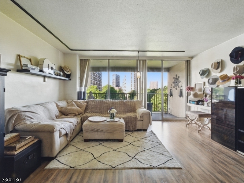 Property Photo: 5 Horizon Rd 306 NJ 07024
