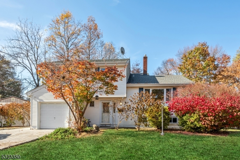 Property Photo: 8 Carlisle Ct NJ 08817